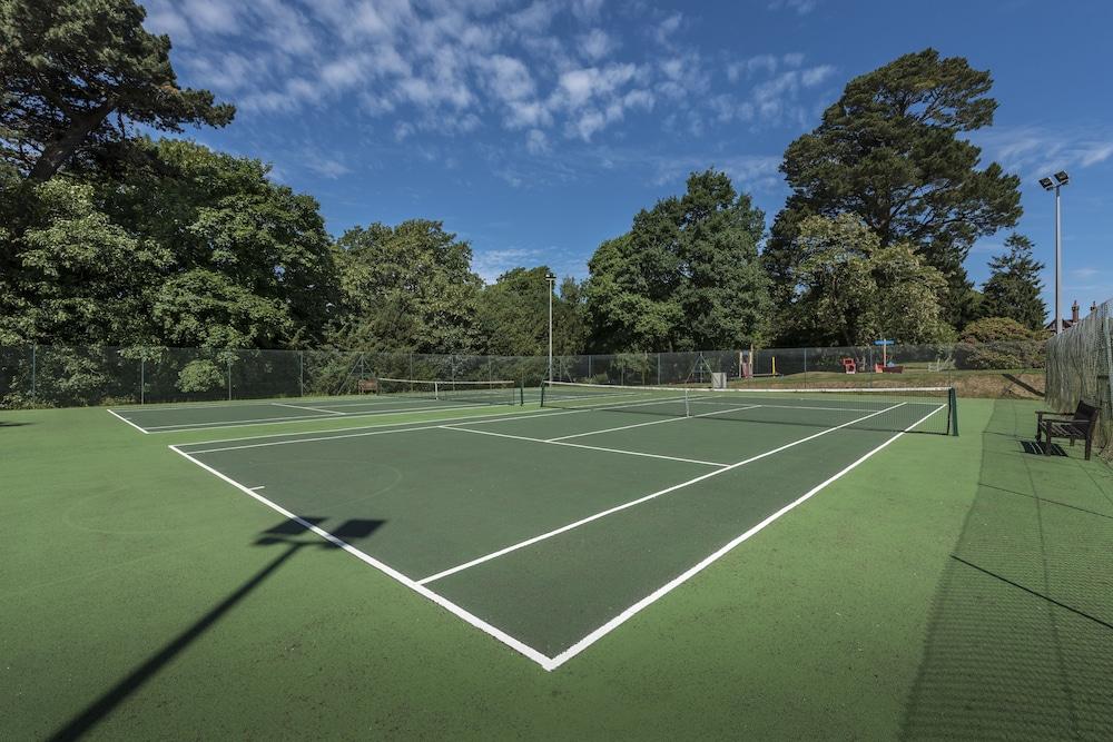 Macdonald Elmers Court Hotel Lymington Esterno foto